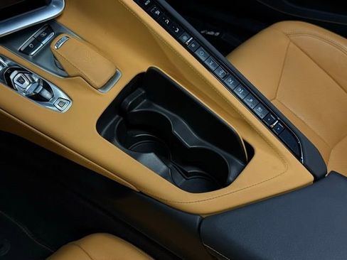 Used 2024 Chevrolet Corvette Stingray Preferred Conv w/ 2LT image 22