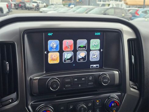 Used 2018 Chevrolet Silverado 1500 LT w/ LT Eassist Package image 22