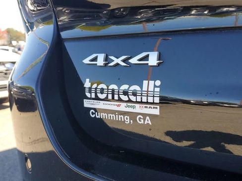 Certified 2025 Jeep Grand Cherokee L Laredo w/ Trailer Tow Package image 10