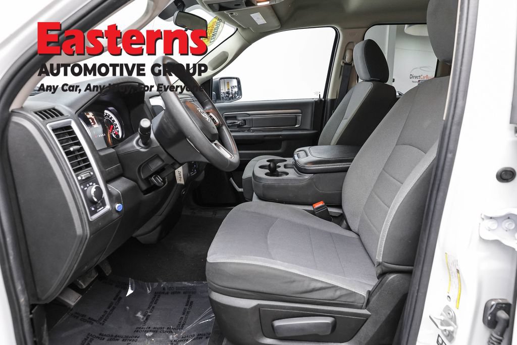 Used 2024 RAM 1500 Classic SLT AWD/4WD image 15