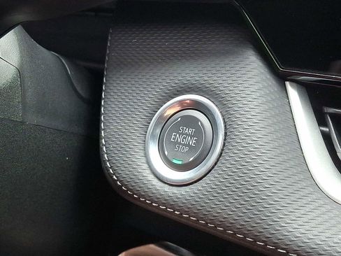 Used 2025 Chevrolet Equinox LT w/ Safety and Technology Package image 23