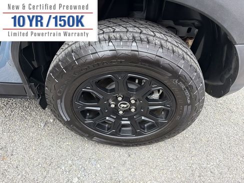 Used 2025 Ford Bronco Sport Badlands image 12