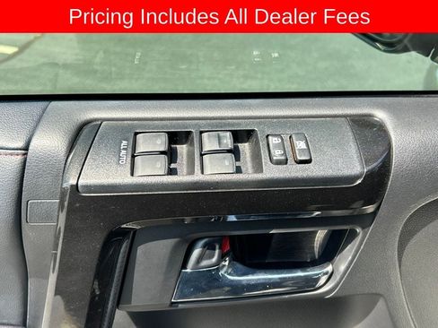 Used 2024 Toyota 4Runner TRD Off-Road Premium w/ Moonroof Package AWD/4WD image 4