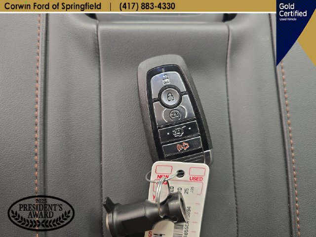 Certified 2025 Ford Expedition Active AWD/4WD image 32