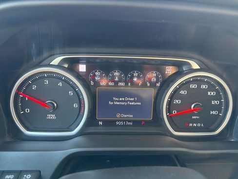 Used 2022 Chevrolet Silverado 2500 LTZ w/ LTZ Premium Package AWD/4WD image 13