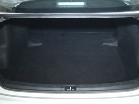 Used 2024 Toyota Corolla LE image 29