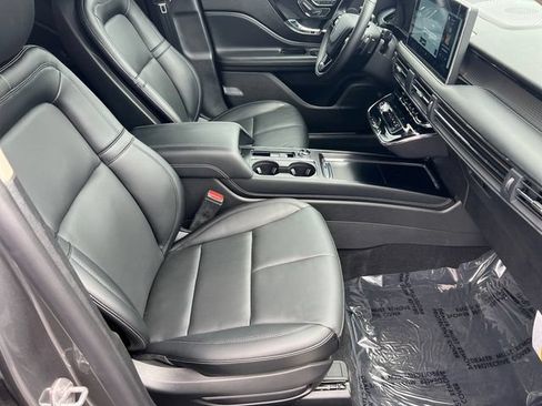 New 2026 Lincoln Corsair Premiere FWD image 14