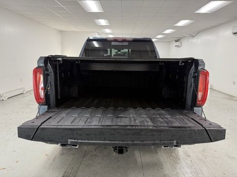 Used 2020 GMC Sierra 1500 AT4 w/ AT4 Premium Package image 9