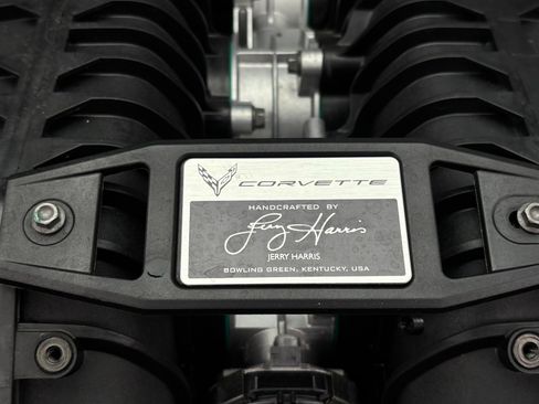 Used 2025 Chevrolet Corvette Z06 RWD image 37