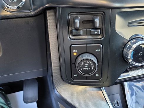 New 2025 Ford F150 Platinum w/ Equipment Group 702A High image 23