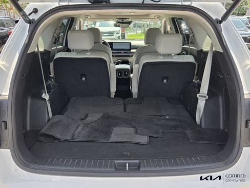 Certified 2024 Kia Sorento EX w/ Panoramic Sunroof Package FWD image 13