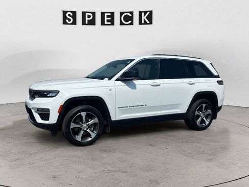 Used 2023 Jeep Grand Cherokee 4WD 4xe w/ Luxury Tech Group II image 2