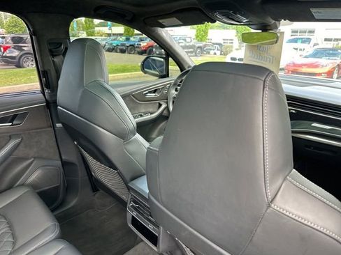 Used 2021 Audi SQ7 Prestige w/ Prestige Package AWD/4WD image 12