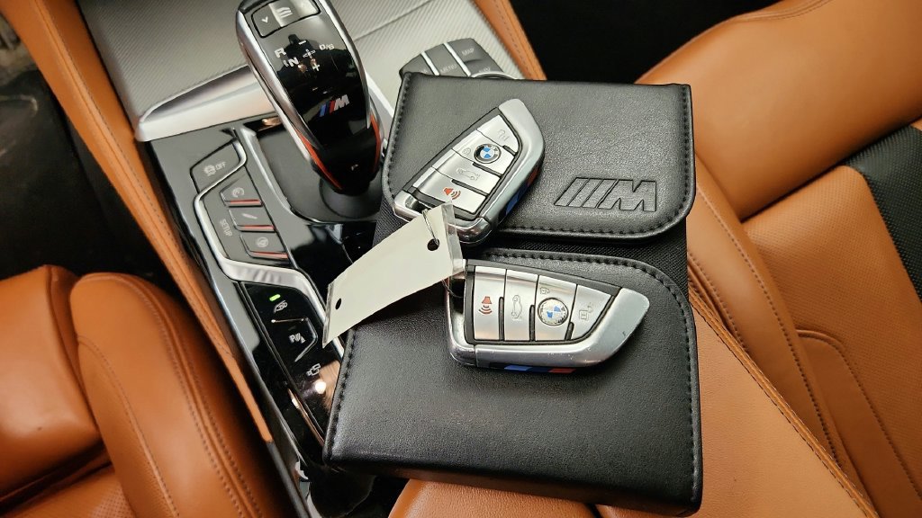 Used 2020 BMW M5 w/ Executive Package AWD/4WD image 34