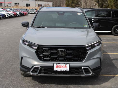 Used 2024 Honda CR-V Sport Touring image 2