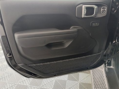 Certified 2024 Jeep Wrangler Sport S image 10