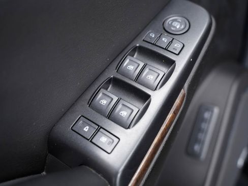 Used 2019 Chevrolet Tahoe LT AWD/4WD image 28