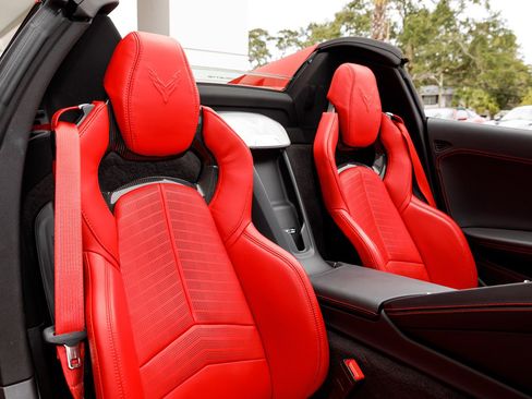 Used 2025 Chevrolet Corvette Z06 image 14