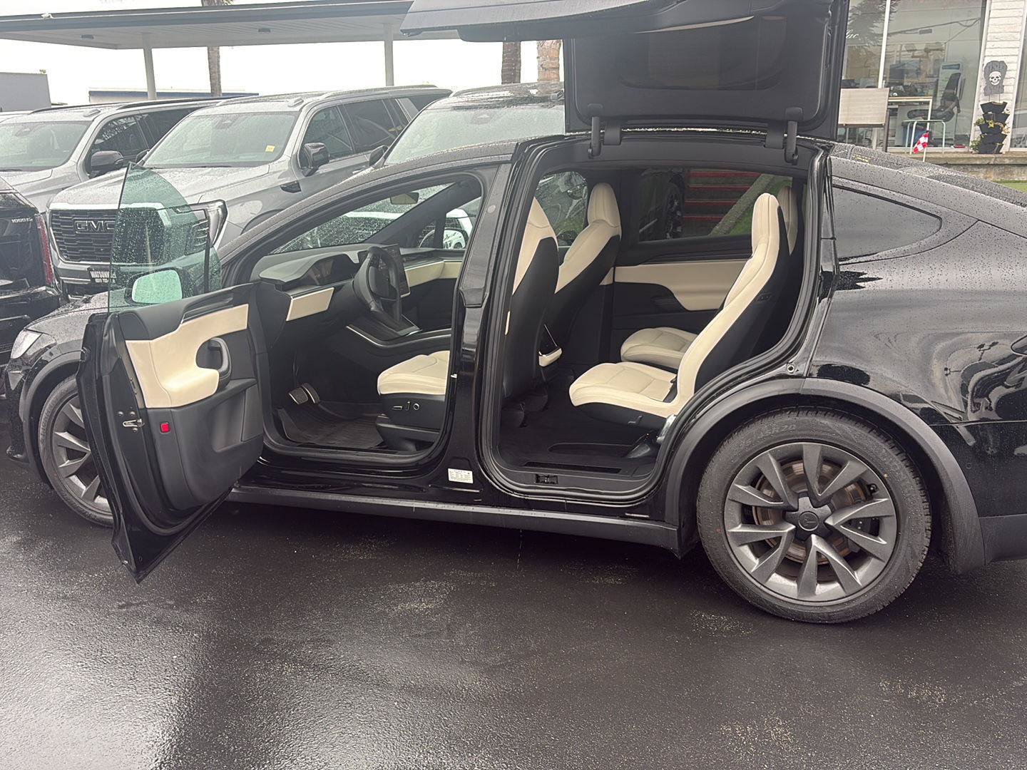 Used 2022 Tesla Model X Plaid AWD/4WD image 14