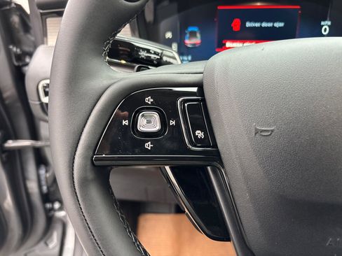 New 2026 Lincoln Corsair Premiere image 17