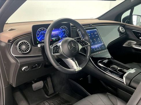 Used 2023 Mercedes-Benz EQE 350+ SUV image 17