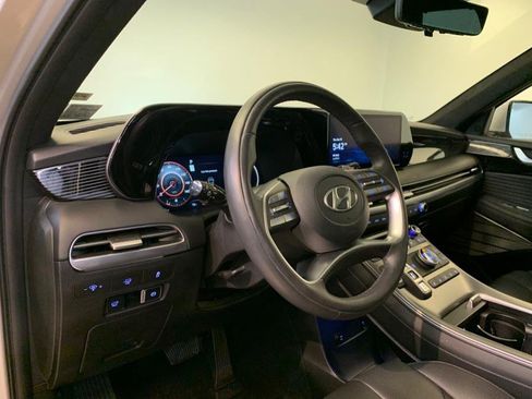 Used 2025 Hyundai Palisade Calligraphy AWD/4WD image 14