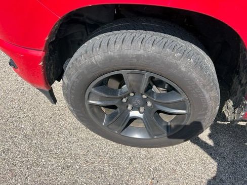 Used 2020 RAM 1500 Big Horn AWD/4WD image 18