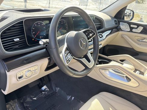 Used 2020 Mercedes-Benz GLS 450 4MATIC image 19