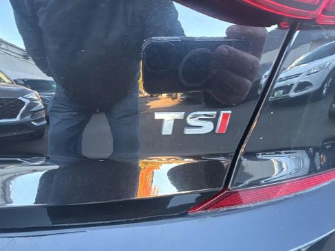 Used 2017 Volkswagen Passat 1.8T SE image 13