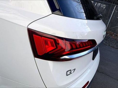 Certified 2023 Audi Q7 2.0T Premium w/ Convenience Package image 30