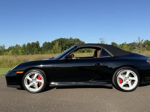 Used 2004 Porsche 911 Carrera 4S AWD/4WD image 4