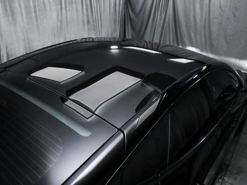 Used 2021 Tesla Model S Plaid image 73