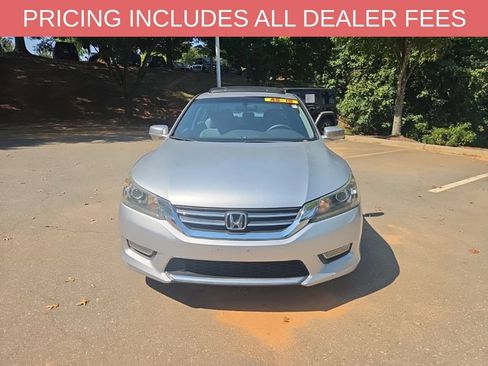 Used 2013 Honda Accord EX image 2