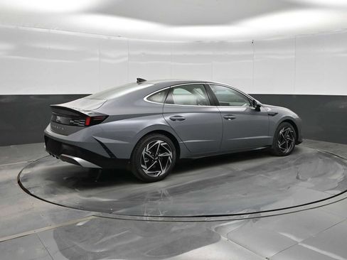New 2026 Hyundai Sonata SEL FWD image 8