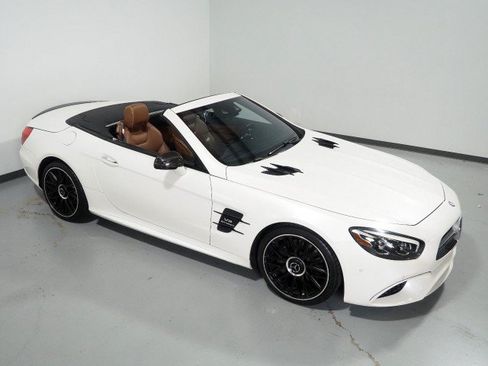 Used 2017 Mercedes-Benz SL 550 image 21