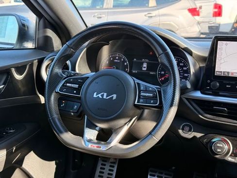 Used 2023 Kia Forte GT-Line w/ GT-Line Premium Package image 18