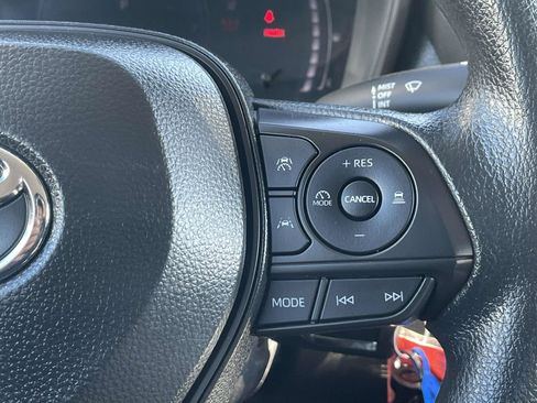 Used 2026 Toyota Corolla LE FWD image 24