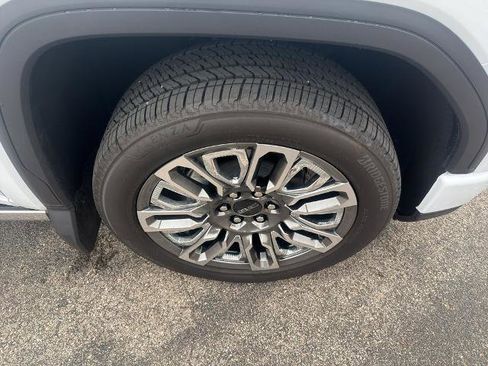 New 2026 GMC Sierra 1500 Denali Ultimate image 9