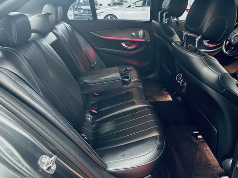 Used 2017 Mercedes-Benz E 300 4MATIC image 23