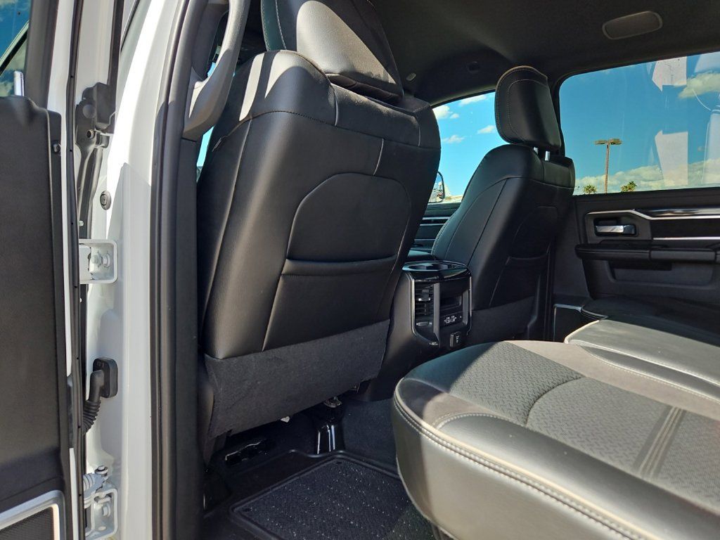 Used 2022 RAM 3500 Laramie AWD/4WD image 17