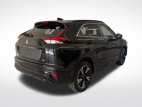 Used 2023 Mitsubishi Eclipse Cross AWD image 3
