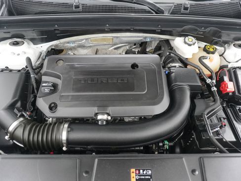 Used 2023 Buick Envision Essence w/ Sport Touring Package FWD image 32
