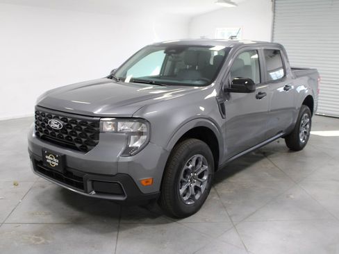 New 2025 Ford Maverick XLT w/ XLT Luxury Package image 3