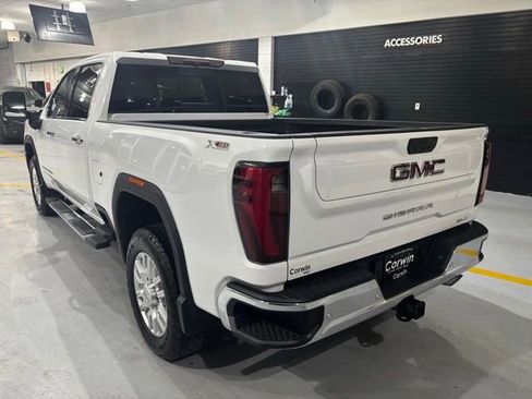 Used 2024 GMC Sierra 3500 SLT w/ SLT Premium Package AWD/4WD image 6