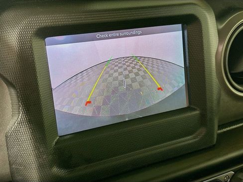 Certified 2022 Jeep Wrangler Sport S image 22