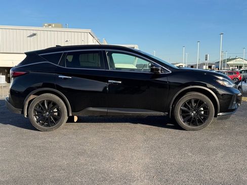 Used 2023 Nissan Murano SV w/ SV Midnight Edition Package image 4