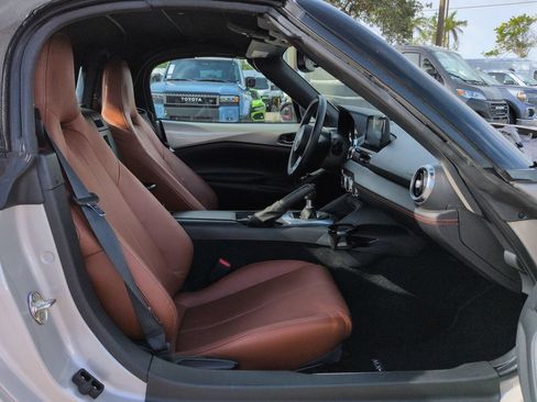 Used 2023 MAZDA MX-5 Miata Grand Touring RWD image 13