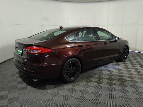 Used 2019 Ford Fusion SE FWD image 10