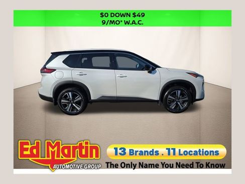 Certified 2025 Nissan Rogue SL AWD/4WD image 1