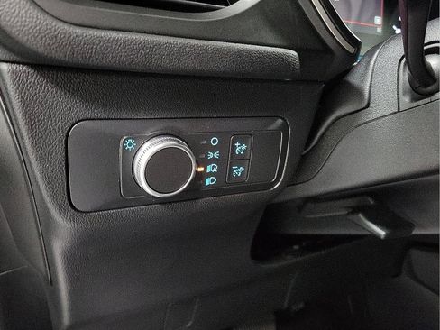 Used 2020 Ford Escape SE image 13